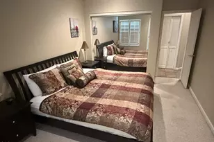 18203 Mt St Helens Ln, Sunriver, OR 97707 - Photo 10