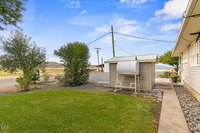 892 Cross Road, Klamath Falls, OR 97603 - Photo 46
