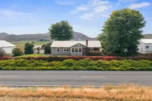 892 Cross Rd, Klamath Falls, OR 97603 - Photo 1