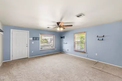 911 SW I Street, Grants Pass, OR 97526 - Photo 8