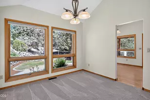 1573 NW City View Dr, Bend, OR 97703 - Photo 18