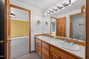 1573 NW City View Dr, Bend, OR 97703 - Photo 22