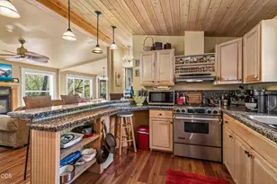 29266 Oregon 62, Trail, OR 97541 - Photo 20