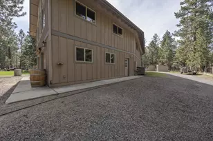 14590 Mountain View Loop, Sisters, OR 97759 - Photo 52