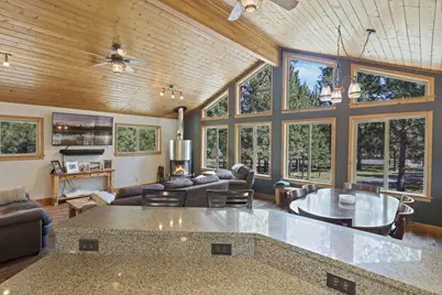 14590 Mountain View Loop, Sisters, OR 97759 - Photo 2