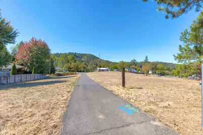2849 Williams Highway, Grants Pass, OR 97527 - Photo 18