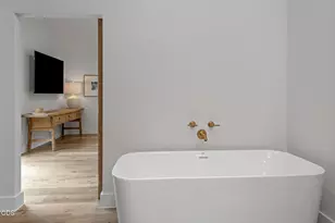 70435 Cutmint, Black Butte Ranch, OR 97759 - Photo 22