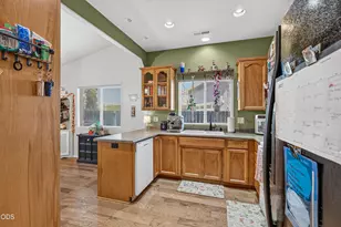 534 Westminster Dr, Eagle Point, OR 97524 - Photo 6