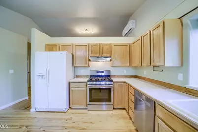 2120 NW Ivy Avenue, Redmond, OR 97756 - Photo 12