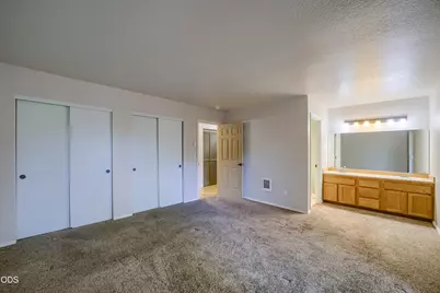 2120 NW Ivy Avenue, Redmond, OR 97756 - Photo 14