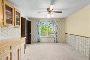259 Queens Branch Rd, Rogue River, OR 97537 - Photo 24