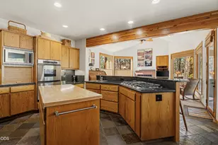 58210 McNary Ln, Sunriver, OR 97707 - Photo 4