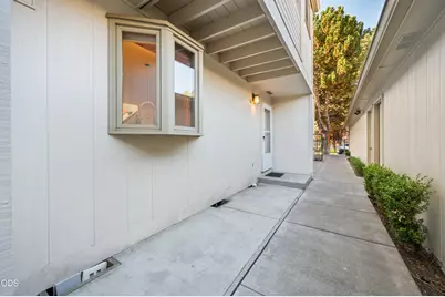 1050 NE Butler Market #APT 3, Bend, OR 97701 - Photo 12
