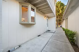 1050 NE Butler Market, Bend, OR 97701 - Photo 12