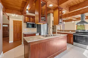 827 Tyler Creek Rd, Ashland, OR 97520 - Photo 12