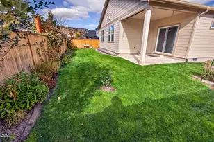 411 SE Stetson Ct, Prineville, OR 97754 - Photo 38