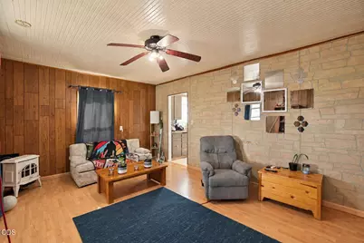 12231 Highway 62, Eagle Point, OR 97524 - Photo 10