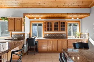 17171 Spring River Rd, Bend, OR 97707 - Photo 18