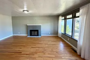 330 Donald St, Klamath Falls, OR 97601 - Photo 4