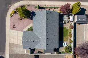 915 NE Yew St, Prineville, OR 97754 - Photo 32