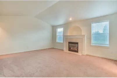 828 NE Locksley Drive, Bend, OR 97701 - Photo 14