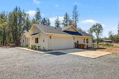 1077 Ellison Loop, Merlin, OR 97532 - Photo 42