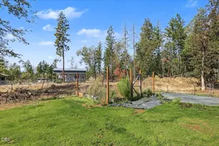 1077 Ellison Loop, Merlin, OR 97532 - Photo 34