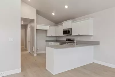 4032 SW Obsidian Place #135, Redmond, OR 97756 - Photo 20