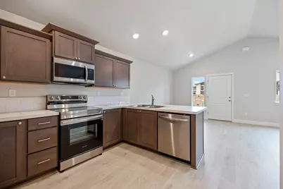4008 SW Obsidian Place #137, Redmond, OR 97756 - Photo 12