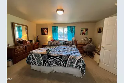 3348 NE Hoona Drive, Bend, OR 97701 - Photo 16