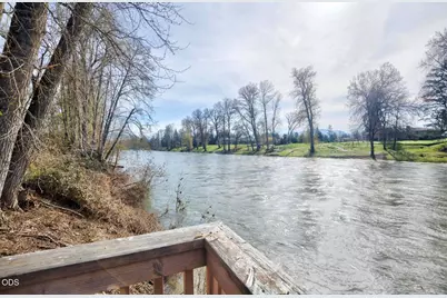 335 Beechwood Drive, Grants Pass, OR 97526 - Photo 30