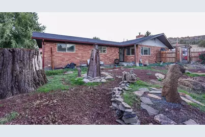 2455 Redwood Drive, Klamath Falls, OR 97601 - Photo 1