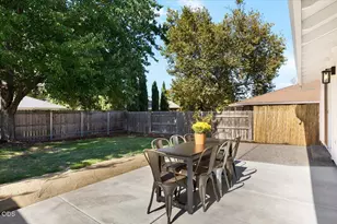 1141 N Modoc Ave, Medford, OR 97504 - Photo 34
