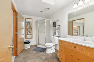 305 W Washington Ave, Sisters, OR 97759 - Photo 16