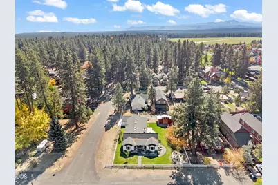 305 W Washington Avenue, Sisters, OR 97759 - Photo 34