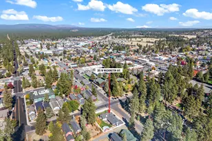 305 W Washington Ave, Sisters, OR 97759 - Photo 2