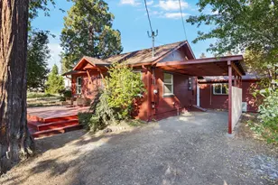 105 Maple St, Phoenix, OR 97535 - Photo 2