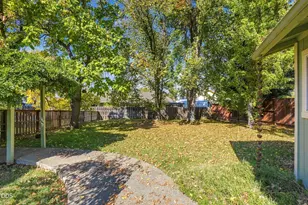 2229 Spring St, Medford, OR 97504 - Photo 26