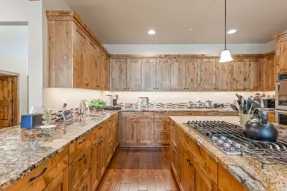 7581 SE Madison Avenue, Prineville, OR 97754 - Photo 14