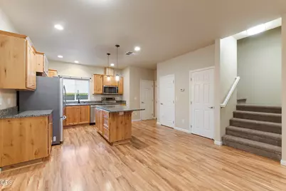 411 Berrydale Avenue #19, Medford, OR 97501 - Photo 8