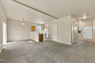 20075 Doanna Way, Bend, OR 97702 - Photo 4