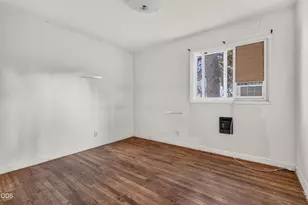 1020 Oak St, Central Point, OR 97502 - Photo 10