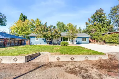 1617 Stratford Avenue, Medford, OR 97504 - Photo 44