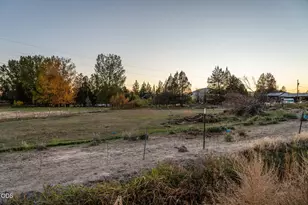 1155 SW 53rd St, Redmond, OR 97756 - Photo 12