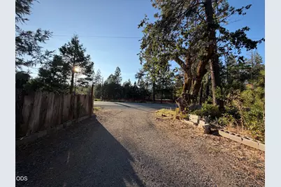 29387 Redwood Highway, Cave Junction, OR 97523 - Photo 50