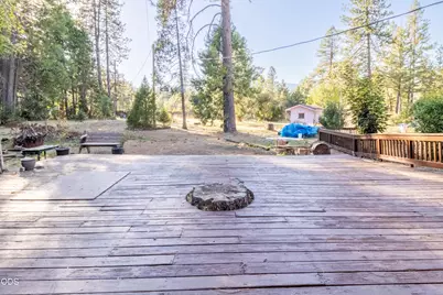29387 Redwood Highway, Cave Junction, OR 97523 - Photo 34