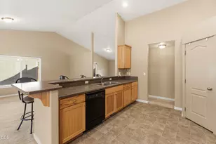 56085 Marsh Hawk Rd, Bend, OR 97707 - Photo 32