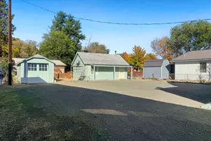 239 S Canyon Blvd, John Day, OR 97845 - Photo 24