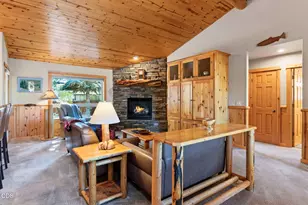 20118 Crystal Mountain Ln, Bend, OR 97702 - Photo 8