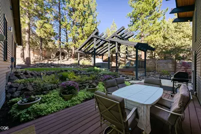 2108 NW Rimrock Drive, Bend, OR 97703 - Photo 54